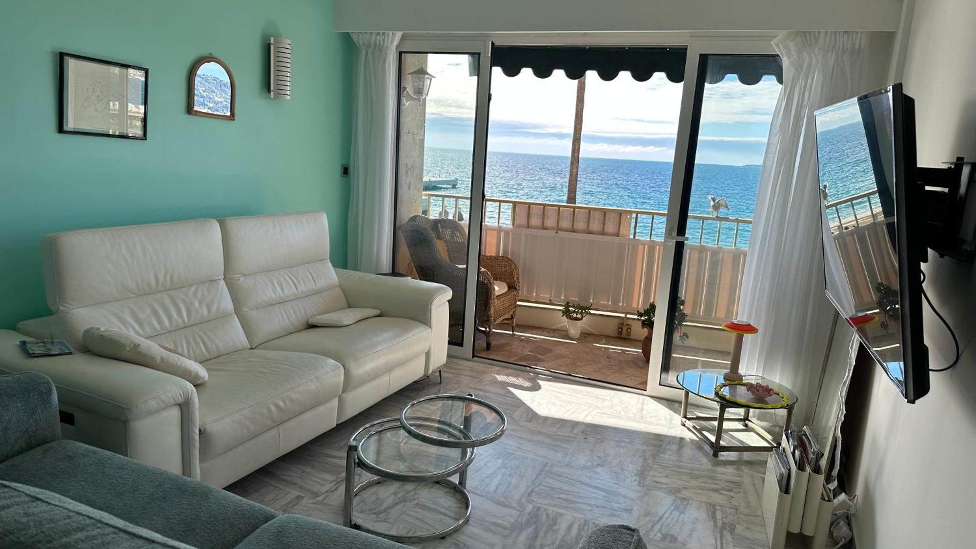 Appartement Paradou On The Beach, Amazing View, 3 Beds